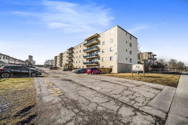 205 - 936 Glen St, Condo with 2 bedrooms, 1 bathrooms and 1 parking in Oshawa ON | Image 9