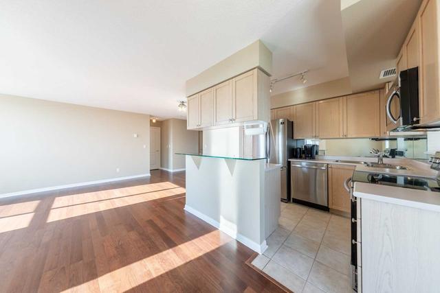 605 - 1150 Parkwest Pl, Condo with 2 bedrooms, 2 bathrooms and 1 parking in Mississauga ON | Image 2