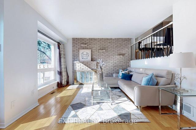 10 - 4 Liszt Gate W, Townhouse with 3 bedrooms, 2 bathrooms and 2 parking in Toronto ON | Image 16
