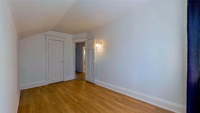 4 Lippincott St W, House detached with 4 bedrooms, 2 bathrooms and 2 parking in Toronto ON | Image 21
