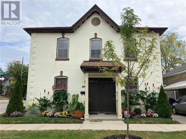 71 William Street, House other with 6 bedrooms, 4 bathrooms and 2 parking in Brantford ON | Image 1