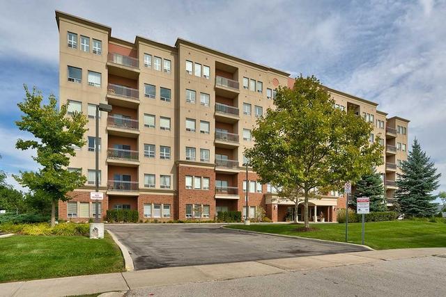 602 - 1499 Nottinghill Gate, Condo with 2 bedrooms, 2 bathrooms and 2 parking in Oakville ON | Image 1