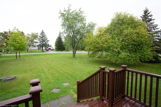 5 Sanderling Court, House detached with 3 bedrooms, 2 bathrooms and 4 parking in Kawartha Lakes ON | Image 5