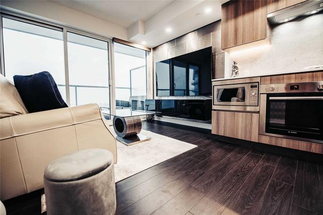 2201 - 17 Bathurst St, Condo with 1 bedrooms, 1 bathrooms and 1 parking in Toronto ON | Image 12