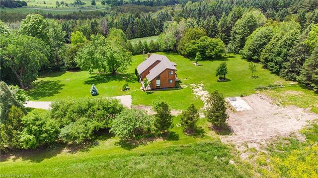 101117 10 Sideroad Sideroad, House detached with 4 bedrooms, 2 bathrooms and 10 parking in East Garafraxa ON | Image 24