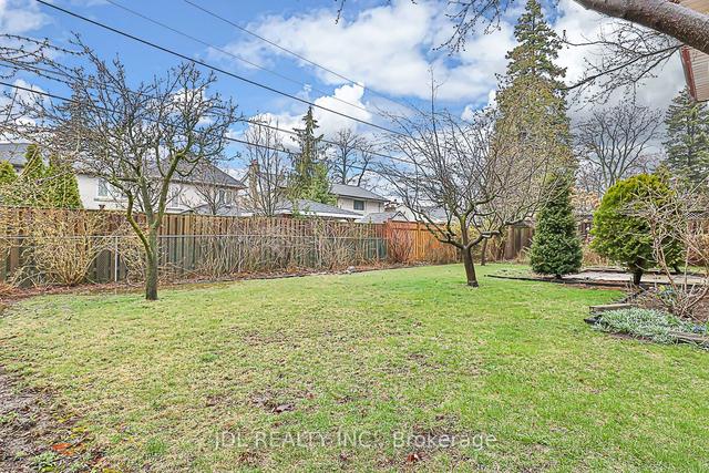 14 Shadetree Cres, House detached with 3 bedrooms, 3 bathrooms and 4 parking in Toronto ON | Image 32