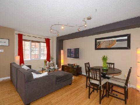 th3 - 129 Tenth St, Townhouse with 2 bedrooms, 3 bathrooms and 2 parking in Toronto ON | Image 2