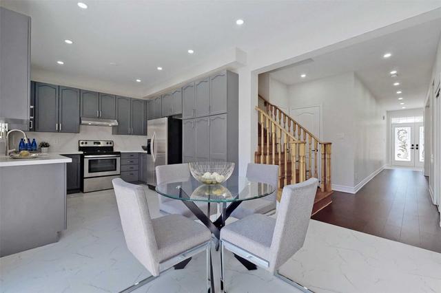 99 Saffron St, House detached with 4 bedrooms, 4 bathrooms and 4 parking in Markham ON | Image 11
