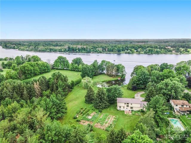 3767 Mapleshore Drive, House detached with 4 bedrooms, 3 bathrooms and 8 parking in North Grenville ON | Image 5