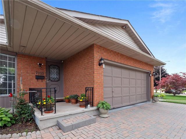 7353 Lakewood Crescent, House detached with 5 bedrooms, 3 bathrooms and 6 parking in Niagara Falls ON | Image 23