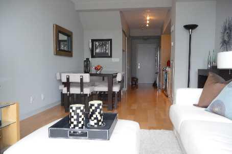 lph29 - 21 Nelson St, Condo with 1 bedrooms, 1 bathrooms and 1 parking in Toronto ON | Image 6