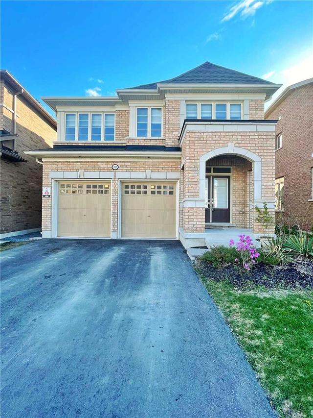 2412 Dress Circle Cres, House detached with 4 bedrooms, 4 bathrooms and 6 parking in Oshawa ON | Image 1