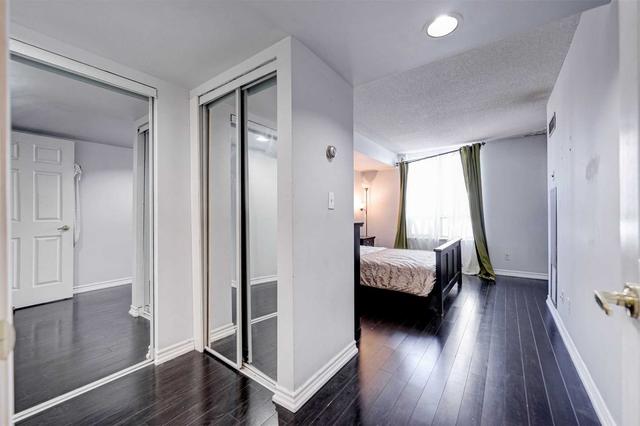 th05 - 5039 Finch Ave N, Townhouse with 4 bedrooms, 3 bathrooms and 1 parking in Toronto ON | Image 3