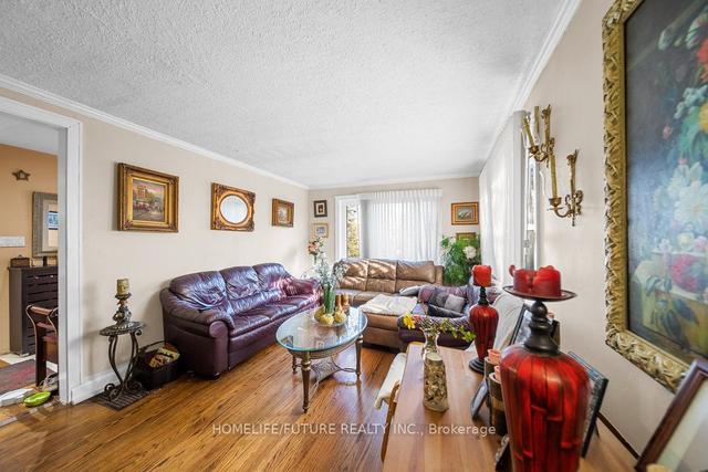 6244 Kingston Rd, House detached with 3 bedrooms, 2 bathrooms and 11 parking in Toronto ON | Image 36