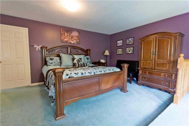 1002 Ridge Valley Dr, House detached with 5 bedrooms, 4 bathrooms and 4 parking in Oshawa ON | Image 13