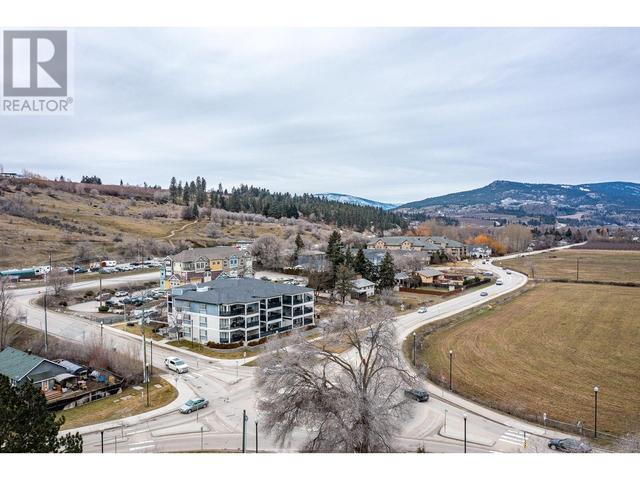 305 - 10529 Powley Court, Condo with 2 bedrooms, 2 bathrooms and 2 parking in Lake Country BC | Image 31