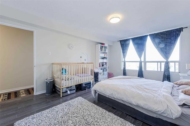 1206 - 1 Reidmount Ave, Condo with 3 bedrooms, 2 bathrooms and 1 parking in Toronto ON | Image 14