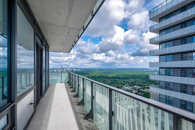 lph5105 - 42 Charles St E, Condo with 2 bedrooms, 2 bathrooms and 1 parking in Toronto ON | Image 10
