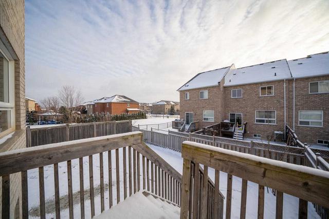 2491 Old Brompton Way, House attached with 3 bedrooms, 3 bathrooms and 5 parking in Oakville ON | Image 30