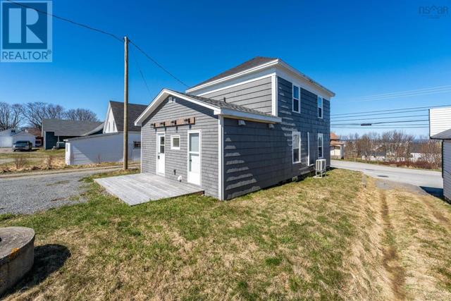 8214 Highway 1, House detached with 3 bedrooms, 2 bathrooms and null parking in Clare NS | Image 45