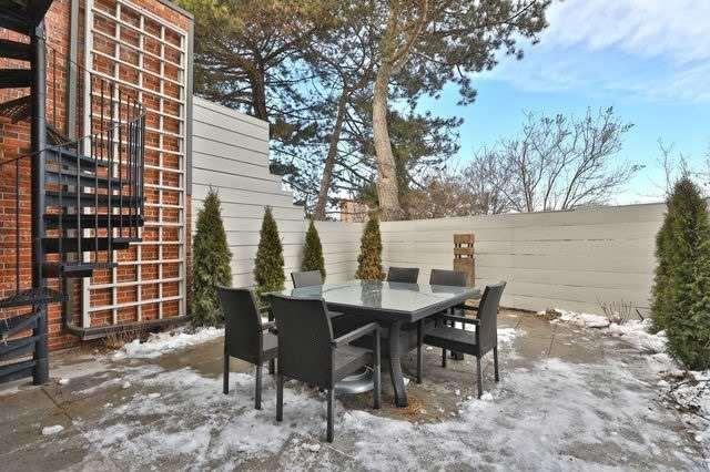 75 Forsythe St, House attached with 3 bedrooms, 3 bathrooms and 4 parking in Oakville ON | Image 32