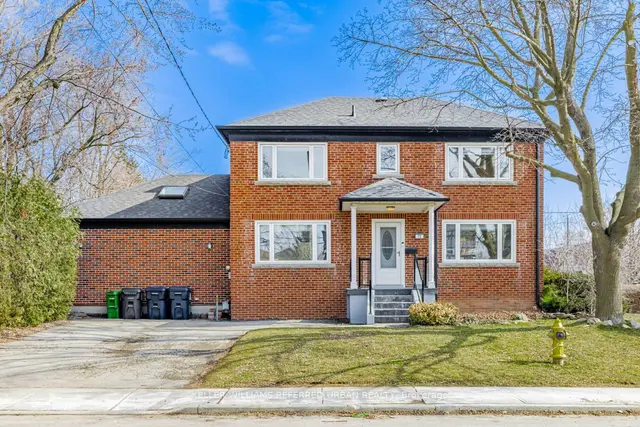 73 Brookview Dr, House detached with 3 bedrooms, 4 bathrooms and 2 parking in Toronto ON | Image 1