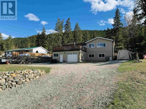 1715 Renner Road, House detached with 3 bedrooms, 2 bathrooms and null parking in Williams Lake BC | Card Image