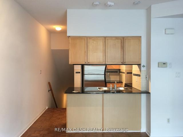 535 - 36 Stadium Rd, Townhouse with 2 bedrooms, 2 bathrooms and 1 parking in Toronto ON | Image 12