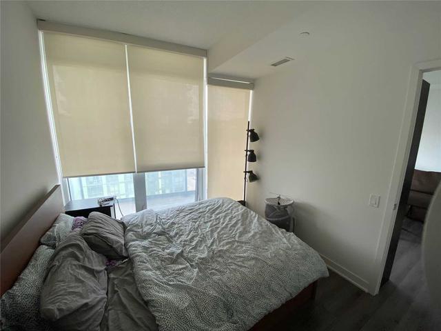 801 - 90 Queens Wharf Rd, Condo with 1 bedrooms, 1 bathrooms and 0 parking in Toronto ON | Image 3