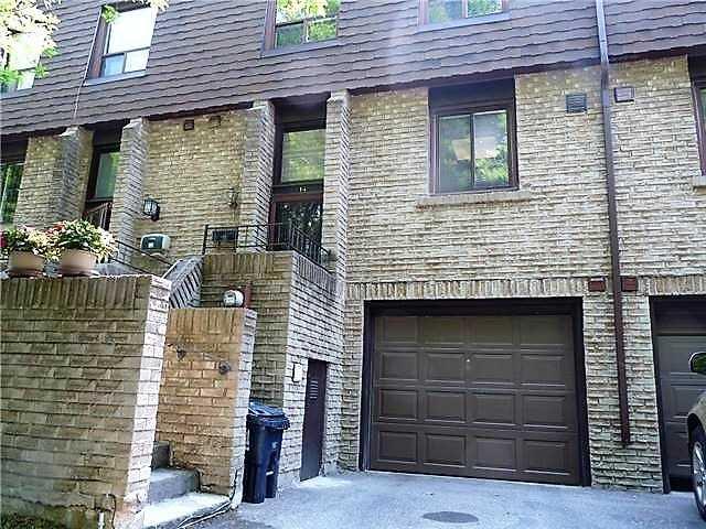 U14 - 2 Davisbrook Blvd, Townhouse with 3 bedrooms, 3 bathrooms and 1 parking in Toronto ON | Image 1