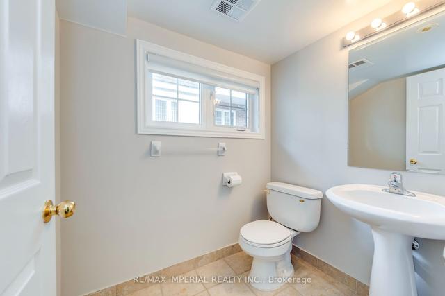 1 - 45 Cedarcroft Blvd, Townhouse with 3 bedrooms, 3 bathrooms and 1 parking in Toronto ON | Image 4