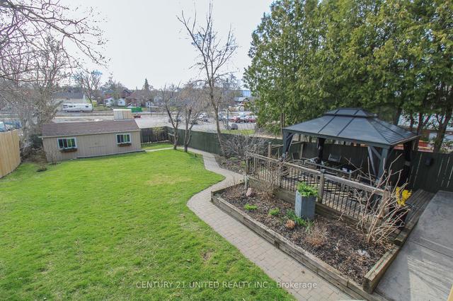 363 Rogers St, House detached with 4 bedrooms, 4 bathrooms and 2 parking in Peterborough ON | Image 35