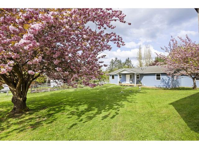 925 232 Street, House detached with 4 bedrooms, 3 bathrooms and 10 parking in Langley BC | Image 27