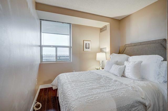 1207 - 3845 Lake Shore Blvd W, Condo with 2 bedrooms, 1 bathrooms and 1 parking in Toronto ON | Image 6