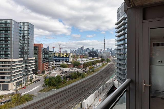 1027 - 38 Joe Shuster Way Way, Condo with 1 bedrooms, 1 bathrooms and 1 parking in Toronto ON | Image 1