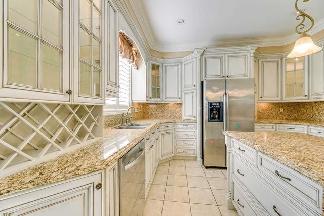 1178 Lindenrock Dr, House detached with 4 bedrooms, 4 bathrooms and 4 parking in Oakville ON | Image 4