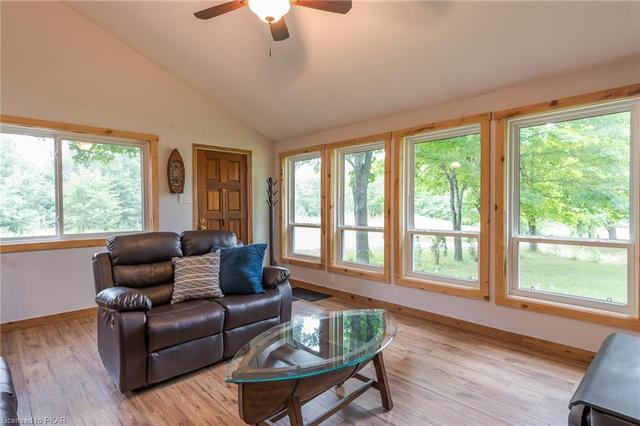 1165 County Rd 620, House detached with 2 bedrooms, 1 bathrooms and 12 parking in North Kawartha ON | Image 7