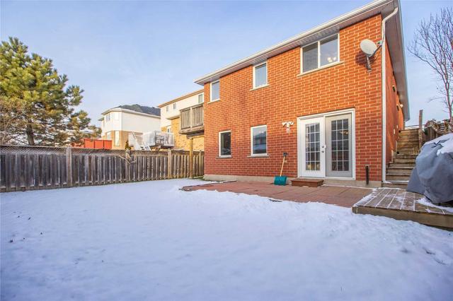 79 Munroe Cres, House detached with 3 bedrooms, 4 bathrooms and 3 parking in Guelph ON | Image 33