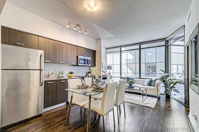 1102 - 832 Bay St, Condo with 2 bedrooms, 2 bathrooms and 1 parking in Toronto ON | Image 23