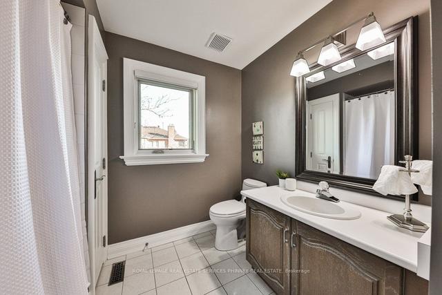 1454 Estes Cres, House detached with 4 bedrooms, 4 bathrooms and 4 parking in Mississauga ON | Image 26
