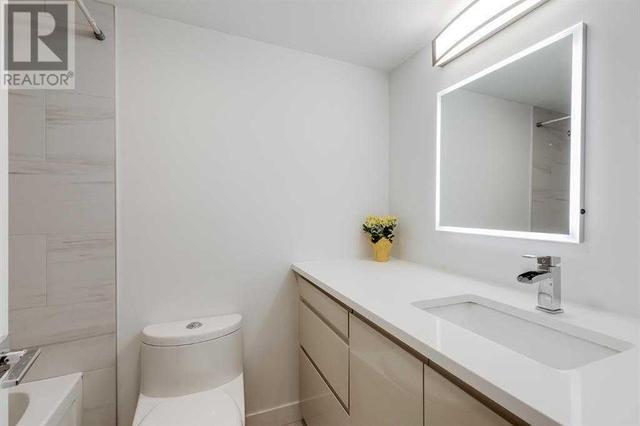 2703, - 1100 8 Avenue Sw, Condo with 2 bedrooms, 2 bathrooms and 2 parking in Calgary AB | Image 41