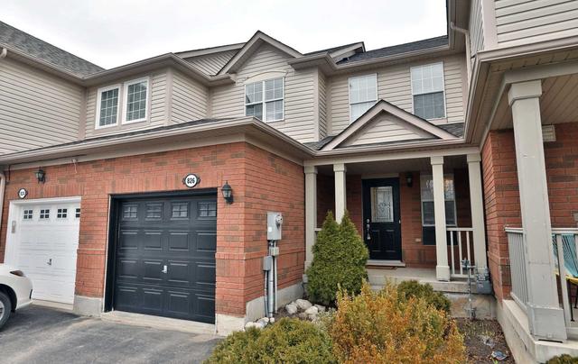 826 Mckay Cres, House attached with 3 bedrooms, 3 bathrooms and 3 parking in Milton ON | Image 12