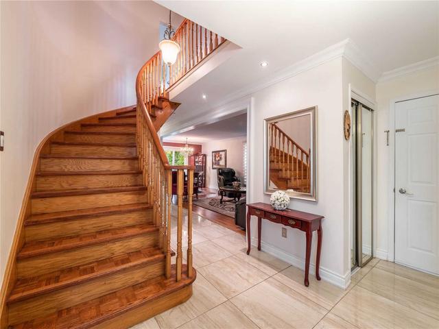 16 Nightstar Dr, House detached with 3 bedrooms, 3 bathrooms and 4 parking in Richmond Hill ON | Image 37