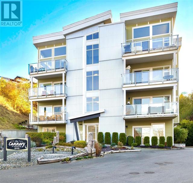 405 - 1838 Cowichan Bay Rd, Condo with 2 bedrooms, 2 bathrooms and 26 parking in Cowichan Valley D BC | Card Image