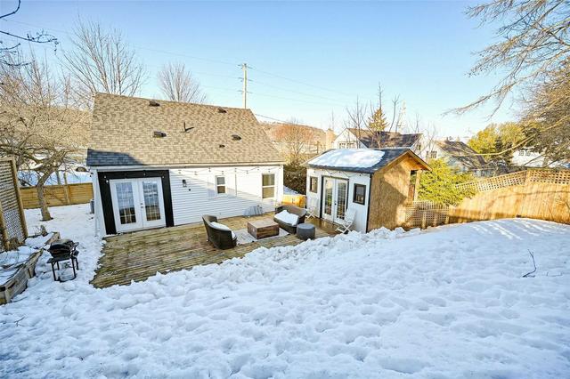 104 Mercer St, House detached with 2 bedrooms, 2 bathrooms and 5 parking in Hamilton ON | Image 14