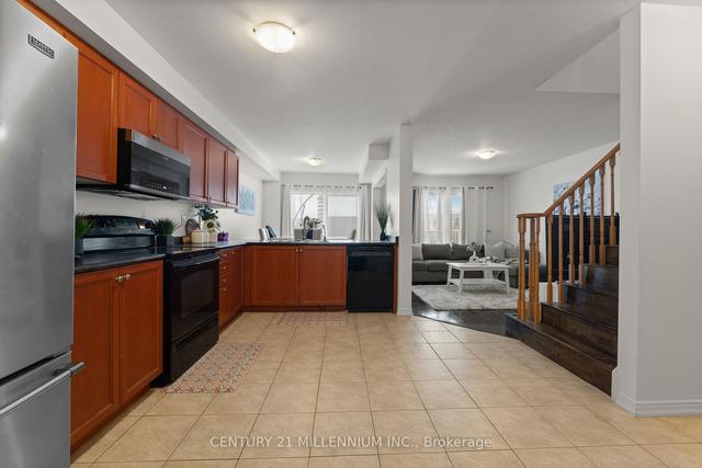 58 Yeaman Dr, House attached with 3 bedrooms, 4 bathrooms and 2 parking in Cambridge ON | Image 33