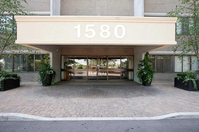 510 - 1580 Mississauga Valley Blvd, Condo with 2 bedrooms, 2 bathrooms and 1 parking in Mississauga ON | Image 2