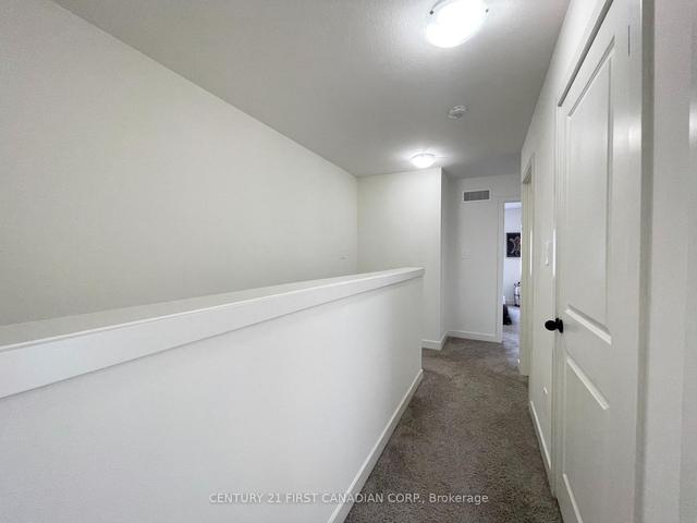 32 - 1781 Henrica Ave, Townhouse with 4 bedrooms, 4 bathrooms and 4 parking in London ON | Image 27