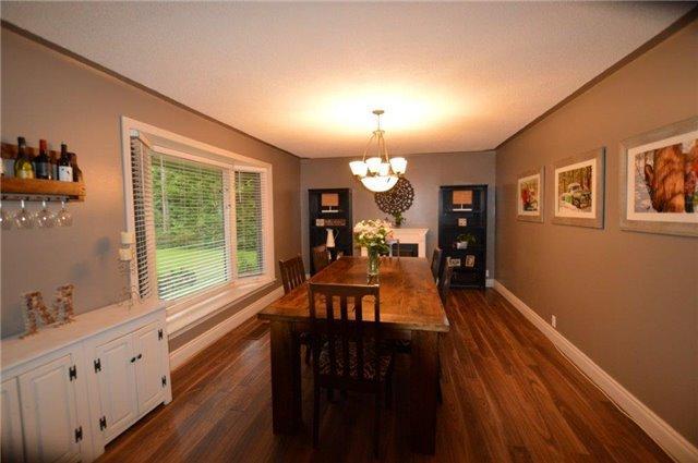 2 Joy Ave, House detached with 3 bedrooms, 2 bathrooms and 4 parking in Oro Medonte ON | Image 3