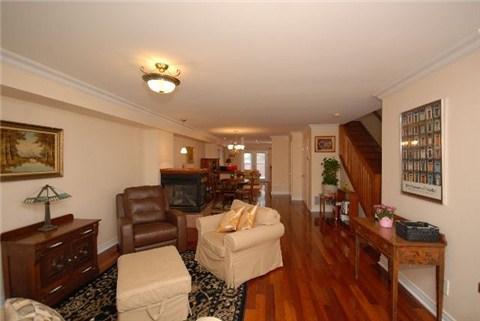 591 Curzon Ave, House detached with 3 bedrooms, 3 bathrooms and 4 parking in Mississauga ON | Image 4